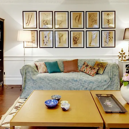Central Bourse Apartment Paris
